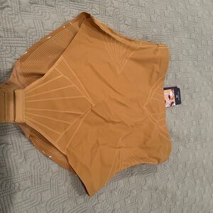 Honeylove Shadow Sculpt “Beige/crepe” Hugh waisted brief